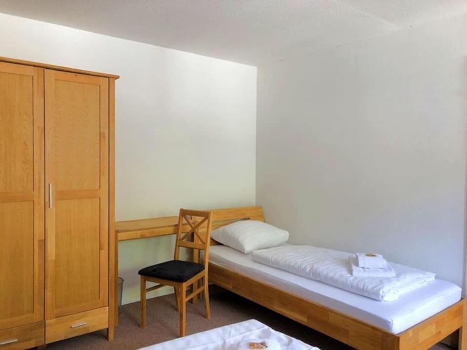 Ferienhaus Schwanennest ツェル・アン・デル・モーゼル エクステリア 写真
